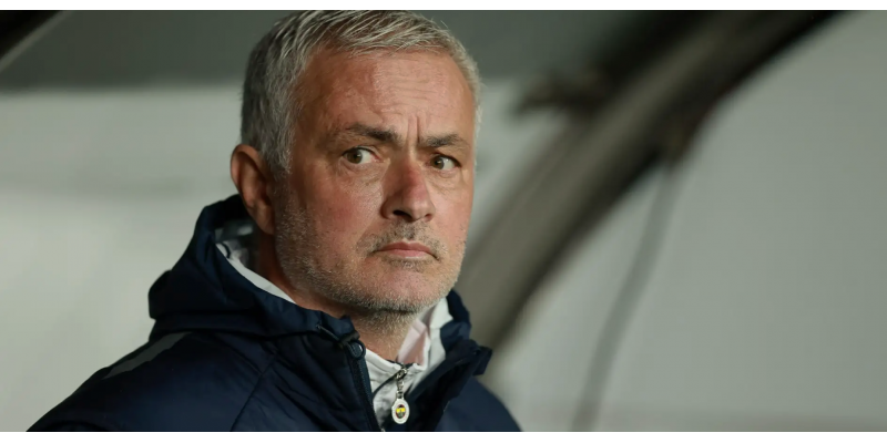 Jose Mourinho Sürpriz Takımlarla Anılıyor...