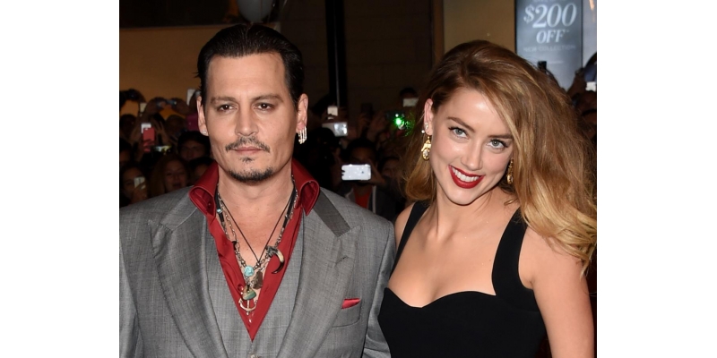 Amber Heard indirimli mağazada görüldü