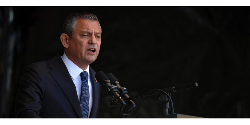 Özgür Özel’den Gürsel Tekin’e Net Mesaj