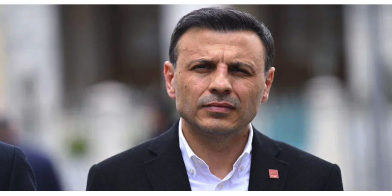 CHP İstanbul’da Olağanüstü Süreç: İl Yönetimi Görevden Uzaklaştırıldı