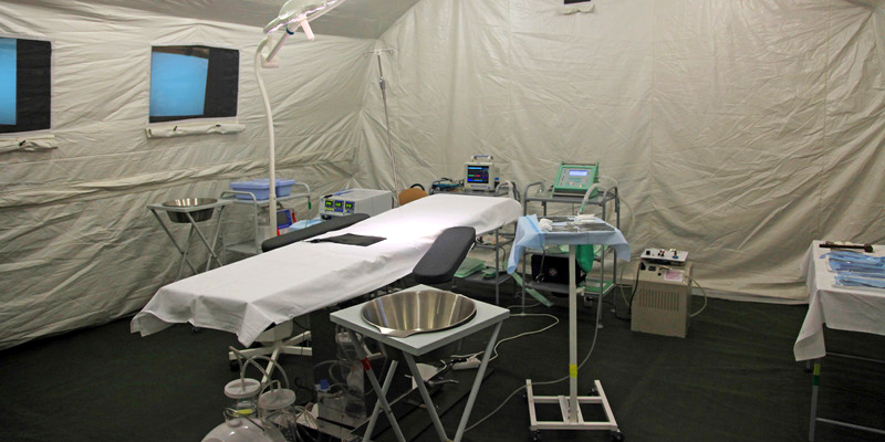 Fransa Depremzedeler İçin 100 Hastaya Hizmet Verebilen Sahra Hastanesi Kurdu!